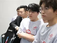 JackeyLove遭遇十五连败，TL教练面临压力！